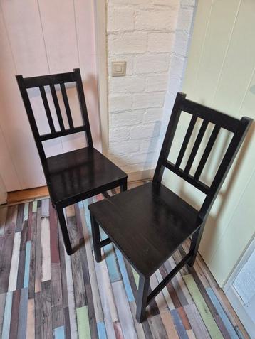 Twee ikea eetkamerstoelen beschikbaar voor biedingen