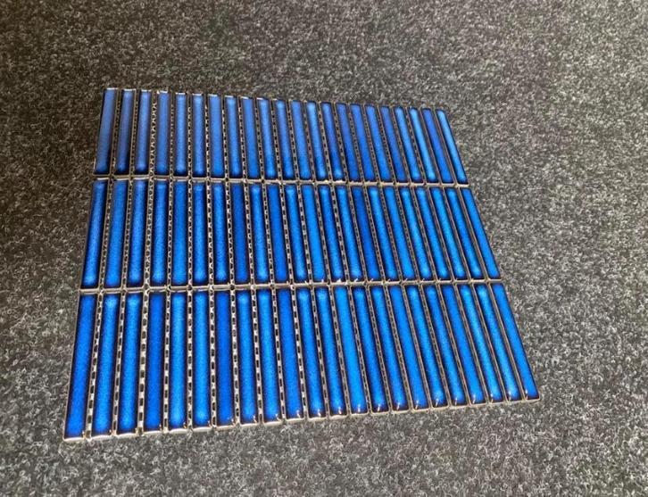 Mozaïek matjes kleine restpartij 30 x 30 cm glans blauw, Doe-het-zelf en Verbouw, Tegels, Nieuw, Wandtegels, Keramiek, 20 tot 40 cm