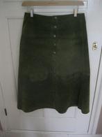 suede rok: mt 38, Maat 38/40 (M), Ophalen of Verzenden, Zo goed als nieuw, Onder de knie