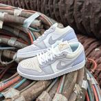 Nike Air Jordan 1 low “Paris” maat 40, Sportschoenen, Nieuw, Ophalen of Verzenden, Nike