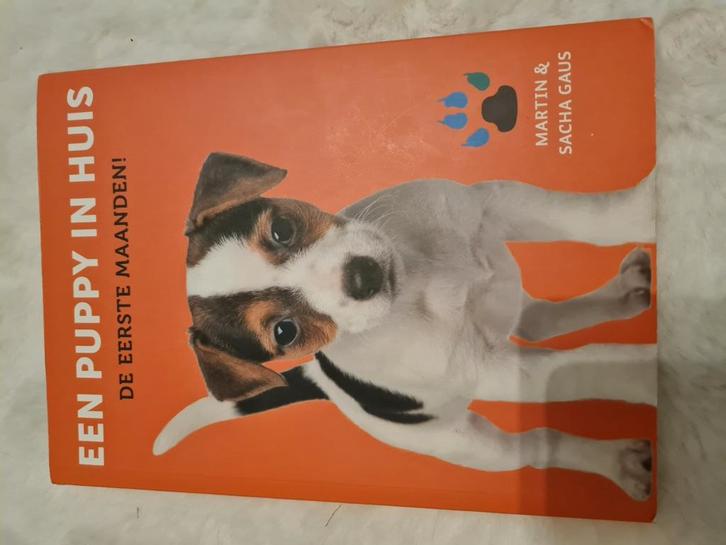 Martin Gaus - Een puppy in huis, Boeken, Dieren en Huisdieren, Zo goed als nieuw, Honden, Ophalen of Verzenden