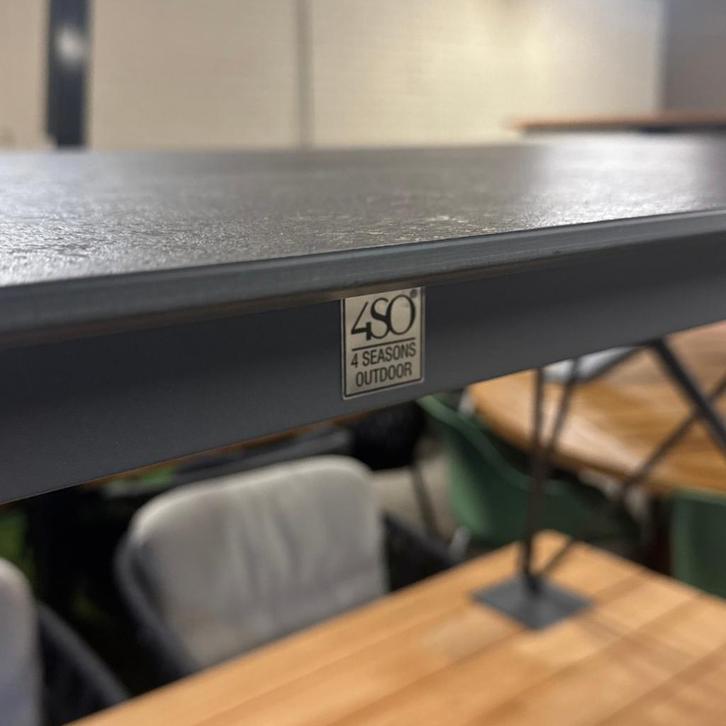 4 Seasons Outdoor Tampa tuintafel, Tuin en Terras, Tuintafels, Nieuw, Rechthoekig, Overige materialen, Ophalen of Verzenden