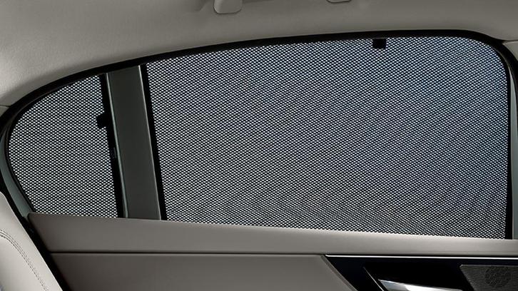 Nieuwe originele zonneschermen Jaguar XE (2015 - 2024), Auto diversen, Auto-accessoires, Nieuw, Ophalen of Verzenden