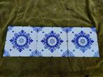 3 Jugendstill tegels met blauw schild decor., Antiek en Kunst, Antiek | Wandborden en Tegels, Verzenden