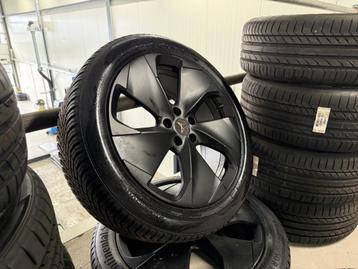 ORIGINELE CUPRA (BORN) VELGENSET 19'' beschikbaar voor biedingen