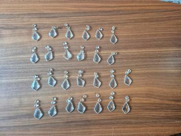 26 losse kristallen/ornamenten voor kristallen lamp beschikbaar voor biedingen
