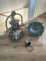 Industriële hanglampen 2 stuks, Huis en Inrichting, Lampen | Hanglampen, Ophalen of Verzenden, Zo goed als nieuw, Metaal, 50 tot 75 cm