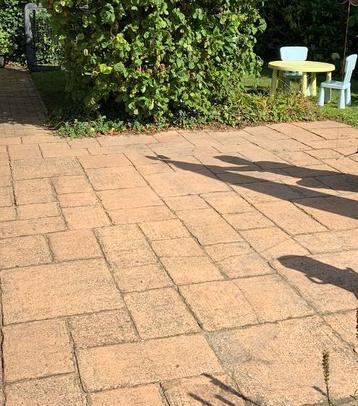Tuin terras tegels warm beige / zand kleur 38m2 beschikbaar voor biedingen