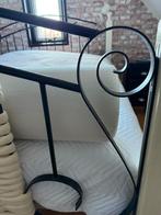 Bed tweepersoons, Huis en Inrichting, Slaapkamer | Bedden, Ophalen, Gebruikt, Wit, Romantisch