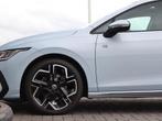 Volkswagen Golf 1.5 eTSI 150 pk DSG R-Line Edition | Panoram, Auto's, Volkswagen, Stof, 4 cilinders, 150 pk, Blauw