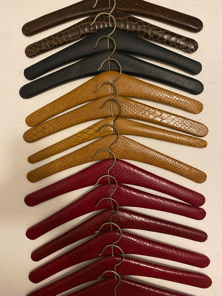 Vintage Skai Lederen Kledinghangers croco Patroon, Kleding | Dames, Kledinghangers, Gebruikt, Overige materialen, Volwassenen