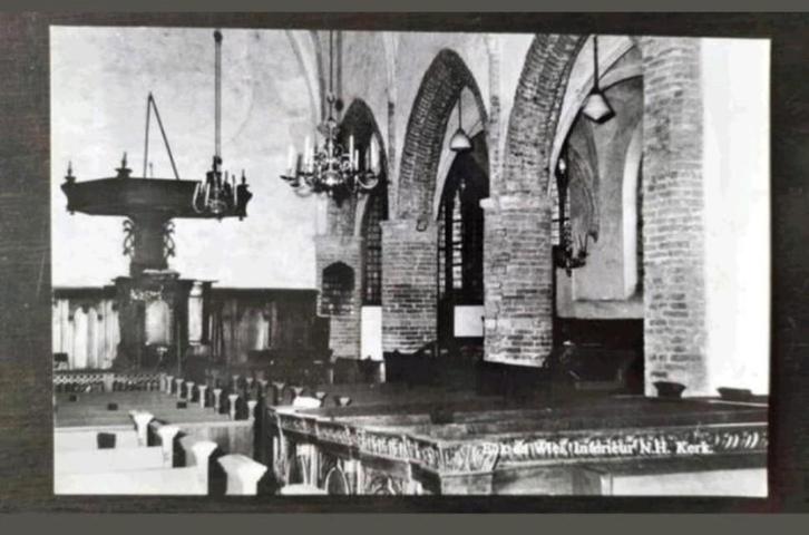 Eck en Wiel - Interieur N.H. Kerk (1967) (Sint Anna kerk), Verzamelen, Ansichtkaarten | Nederland, Gelopen, Gelderland, 1960 tot 1980