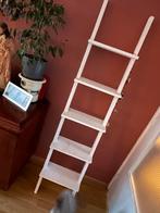 Deco trappetje wit 177h, Ophalen of Verzenden, Zo goed als nieuw, Ladder, Minder dan 2 meter