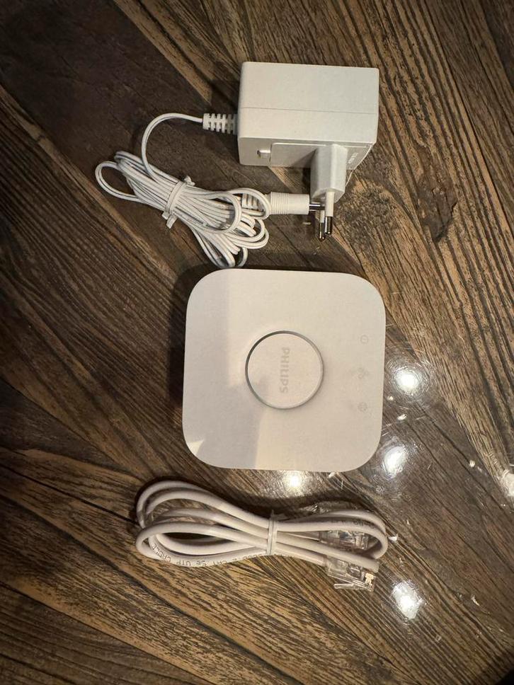 Philips Hue Bridge - Slimme Verlichting Hub, Computers en Software, Powerlines, Zo goed als nieuw, Ophalen of Verzenden