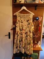 Bloemenjurk van ONLY - Maat M, Kleding | Dames, Maat 38/40 (M), Beige, Ophalen of Verzenden, Boven de knie