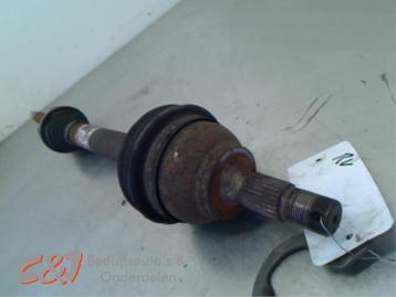 Aandrijfas rechts-voor van een Citroen Berlingo beschikbaar voor biedingen