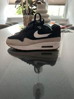 Nike Air Max 1 ‘Black Light Bone’, Kleding | Heren, Schoenen, Zwart, NIKE, Ophalen of Verzenden, Sneakers of Gympen