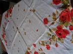 vintage tafelkleed met rozen, Antiek en Kunst, Antiek | Kleden en Textiel, Ophalen of Verzenden