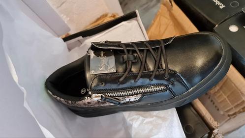 200 paar Robert garino sneaker zanottie model, Kleding | Heren, Schoenen, Zo goed als nieuw, Zwart, Ophalen of Verzenden