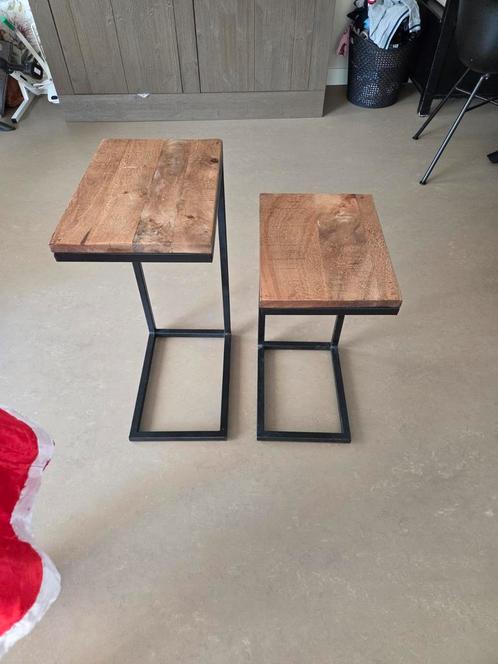 Mango Houten Bijzet Tafeltjes - Industrieel, Huis en Inrichting, Tafels | Bijzettafels, Zo goed als nieuw, Rechthoekig, 60 cm of meer