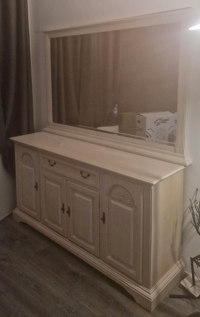 Wit Dressoir met Spiegel en Opbergruimte, Huis en Inrichting, Kasten | Dressoirs, Zo goed als nieuw, 50 tot 75 cm, Met lade(s)