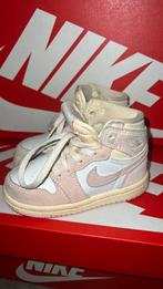 Air Jordan maat 22, Kinderen en Baby's, Ophalen of Verzenden, Zo goed als nieuw, Meisje, Schoenen