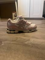 Roze asics, Ophalen of Verzenden, Zo goed als nieuw, Roze, Sneakers of Gympen