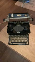 Vintage typemachine Royal. Glazen intact. Fraai exemplaar., Diversen, Typemachines, Ophalen of Verzenden, Zo goed als nieuw