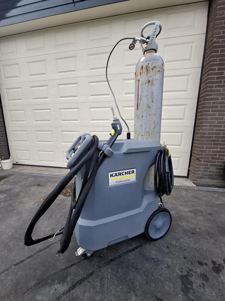 Kärcher IB 10/8 L2P droogijs, Doe-het-zelf en Verbouw, Reinigingsmachines, Zo goed als nieuw, Overige typen, Ophalen