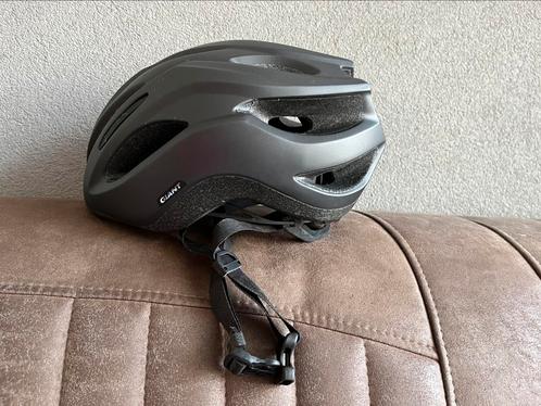 Prachtige Giant (race)fietshelm maat M/L, Fietsen en Brommers, Fietsaccessoires | Fietshelmen, Zo goed als nieuw, Ophalen of Verzenden