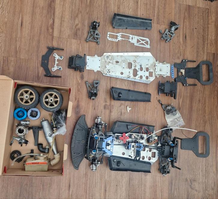 Modelbouw auto en vliegtuig onderdelen Rc auto kyosho awd, Hobby en Vrije tijd, Modelbouw | Auto's en Voertuigen, Gebruikt, Auto