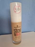 Essence langhoudende longwear foundation, Gehele gezicht, Beige, Nieuw, Ophalen of Verzenden