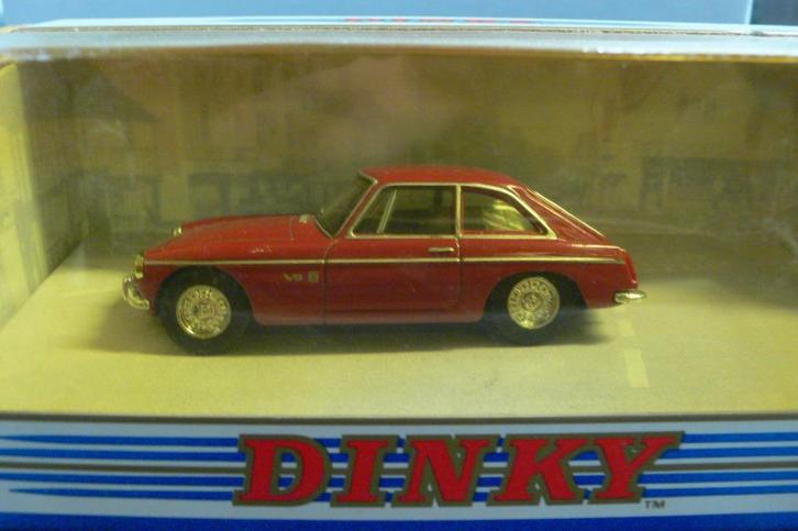 mgbgt v8 1973 - dinky toys   1/43, Hobby en Vrije tijd, Modelauto's | 1:43, Nieuw, Auto, Dinky Toys, Verzenden