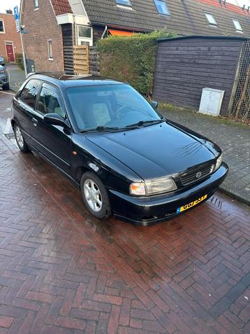 Suzuki Baleno / Startlet 1996 Zwart beschikbaar voor biedingen