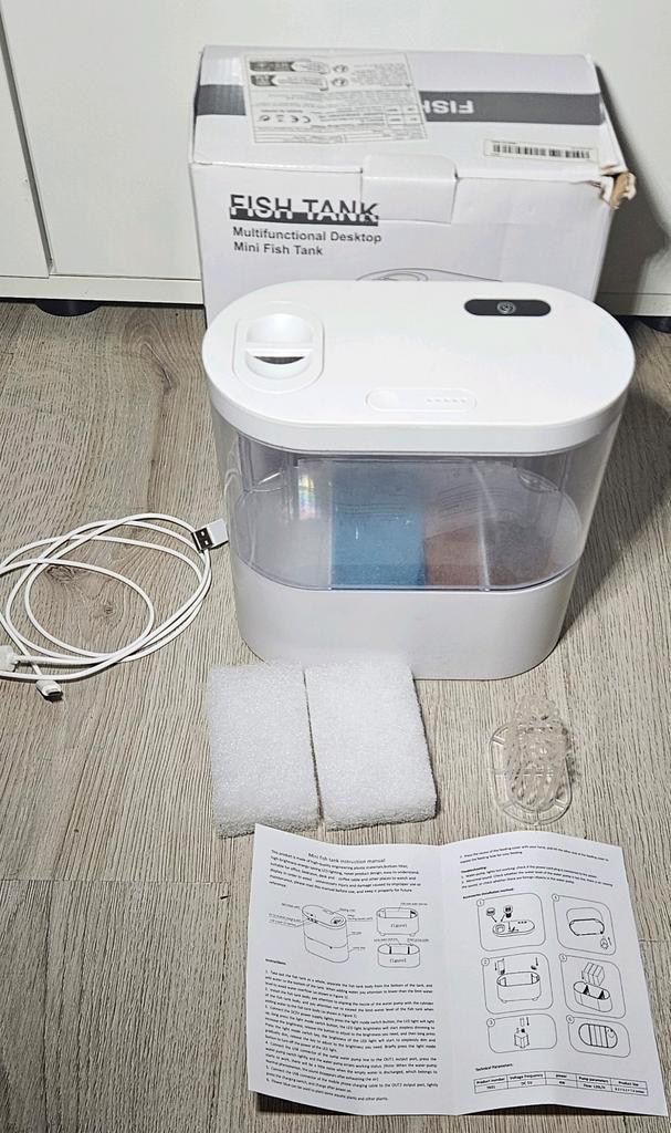 Mini Desktop Fish Tank with LED Light & Filter, Dieren en Toebehoren, Vissen | Aquaria en Toebehoren, Gebruikt, Leeg aquarium