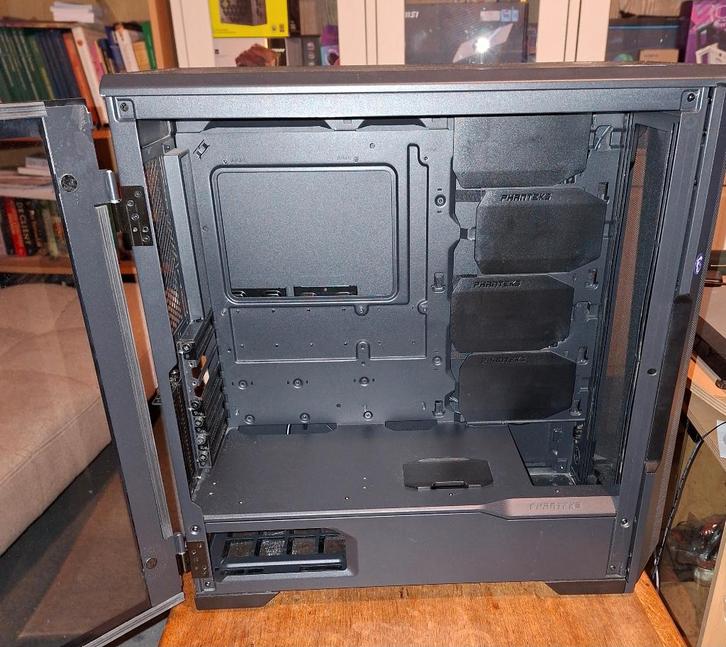Phanteks eclipse p500a zwart, Computers en Software, Computerbehuizingen, Gebruikt, Ophalen