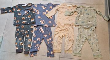 4 Pyjama's maat 86/92 beschikbaar voor biedingen