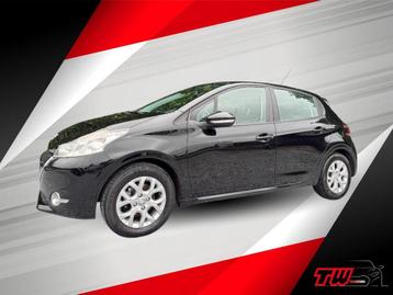 Peugeot 208 1.2 VTi Envy|NWE APK & DB-RIEM VV | AIRCO | NAVI beschikbaar voor biedingen