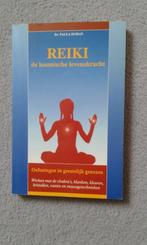 Reiki, de kosmische levenskracht., Boeken, Esoterie en Spiritualiteit, Ophalen of Verzenden, Zo goed als nieuw, Spiritualiteit algemeen
