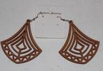 Houten Afrikaanse bruine oorbellen -  132850, Overige materialen, Hangers, Bruin, Nieuw