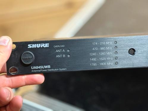 Shure UA845UWB Antenna Distribution System, Muziek en Instrumenten, Microfoons, Zo goed als nieuw, Ophalen of Verzenden