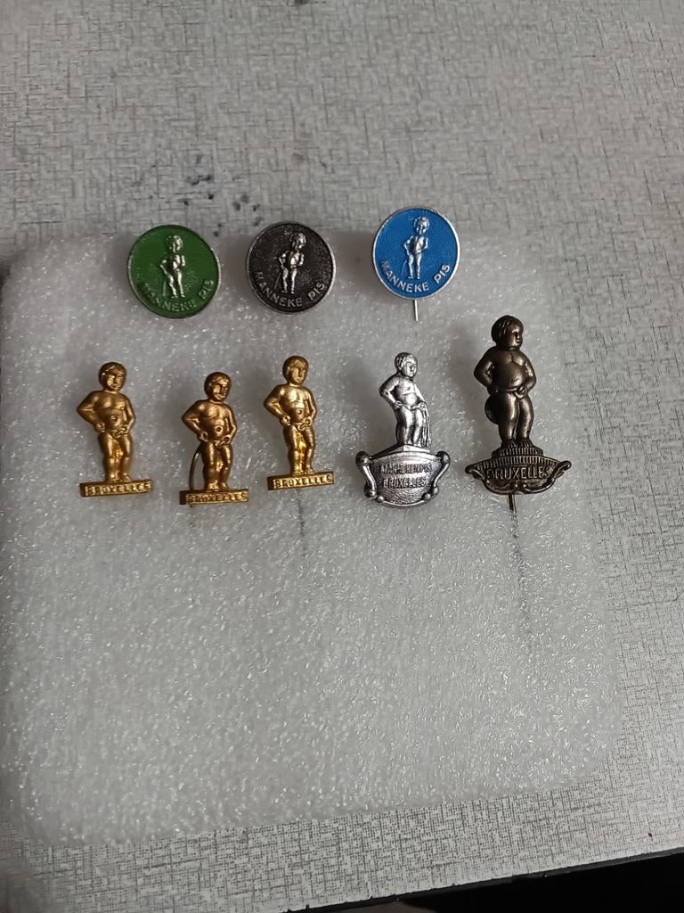 Diverse mannekes pis,uit Bruxelles., Verzamelen, Speldjes, Pins en Buttons, Ophalen of Verzenden
