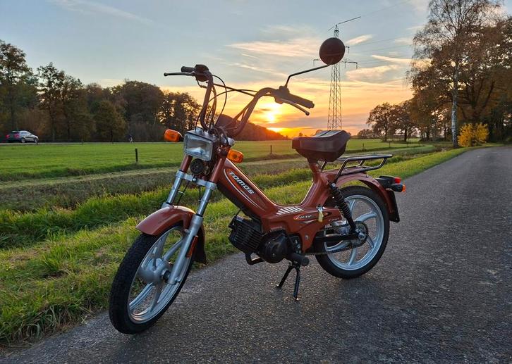 Tomos luxe e start, Fietsen en Brommers, Brommers | Tomos, Zo goed als nieuw, Standard, Maximaal 25 km/u, Ophalen