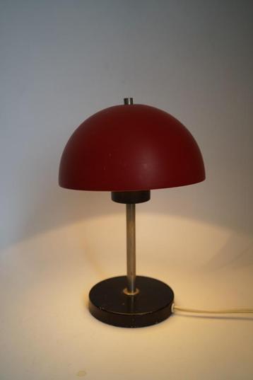 Vintage rood zwart metaal mushroom paddenstoel tafellamp beschikbaar voor biedingen