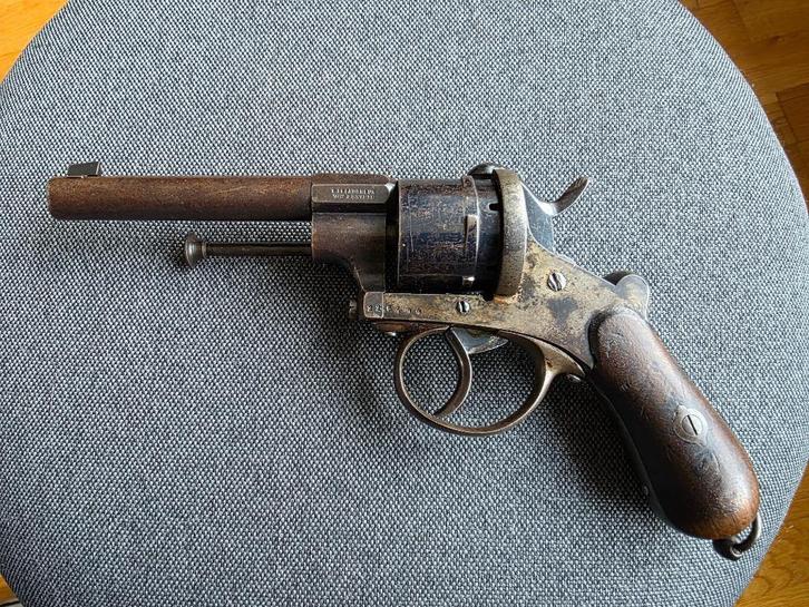 Penvuur revolver 9mm zwartkruit Lefaucheux M1858, Antiek en Kunst, Antiek | Overige Antiek, Ophalen of Verzenden