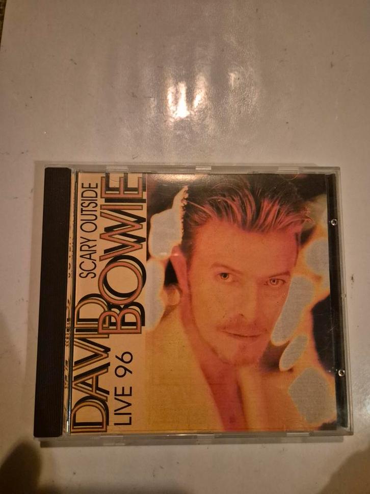 David Bowie - Scary outside live 96. Cd. 1996, Cd's en Dvd's, Cd's | Rock, Gebruikt, Ophalen of Verzenden