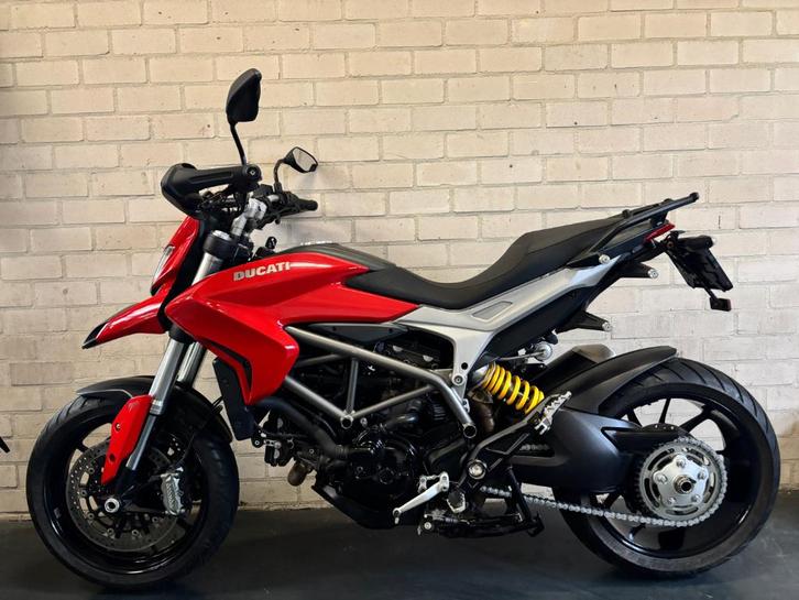 Ducati Hyperstrada 821 Puntgaaf Volledige historie Kofferset, Motoren, Motoren | Ducati, Particulier, SuperMoto, meer dan 35 kW