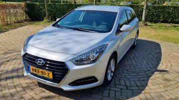 Hyundai i40 1.6 GDI/Stuur-Stoelvw/Clima/DAB/Trekhaak/Carplay beschikbaar voor biedingen