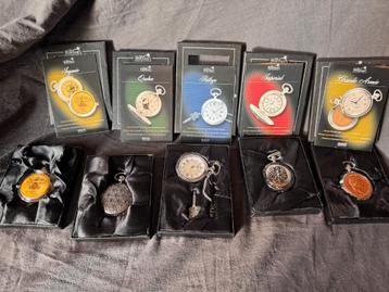 Atlas Heritage Collection – 30 Zakhorloges + 2 Displays beschikbaar voor biedingen