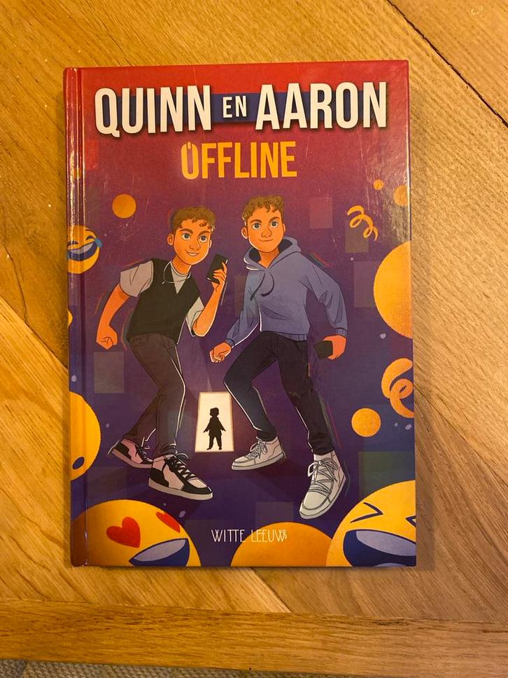Quinn en Aaron Offline - Jeugdboek, Boeken, Kinderboeken | Jeugd | onder 10 jaar, Zo goed als nieuw, Fictie algemeen, Ophalen of Verzenden